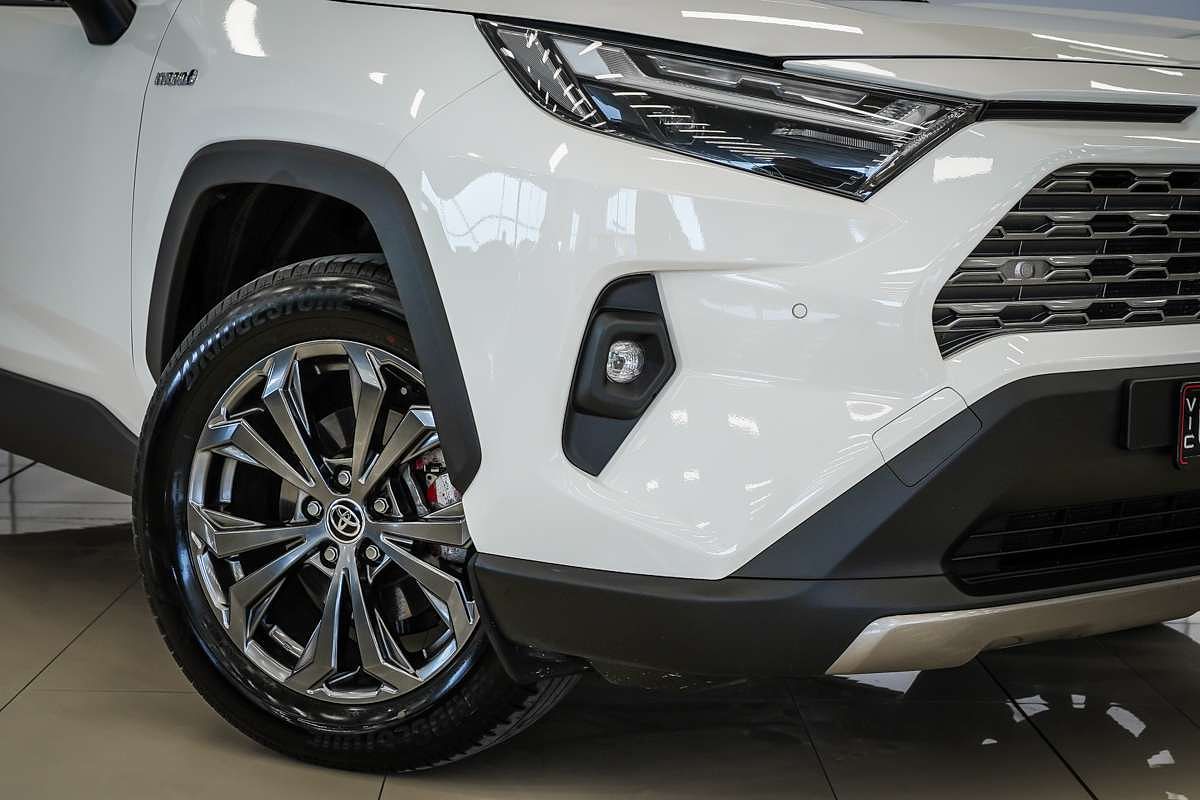 2024 Toyota RAV4 GXL AXAH54R