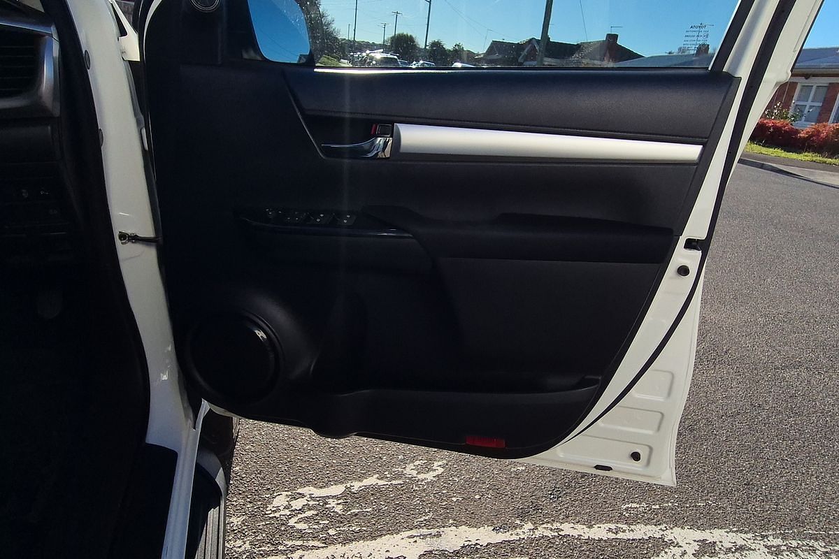 2021 Toyota Hilux SR5 GUN126R 4X4