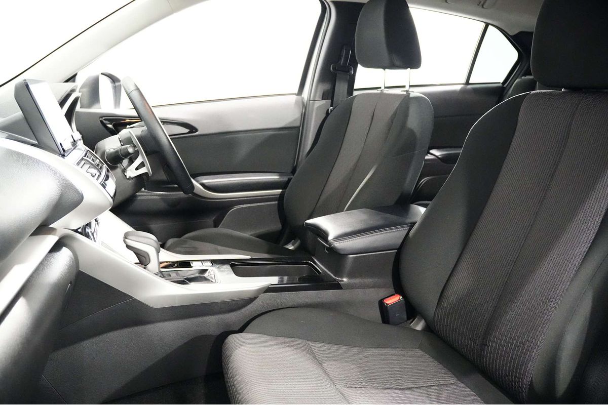 2023 Mitsubishi Eclipse Cross LS YB