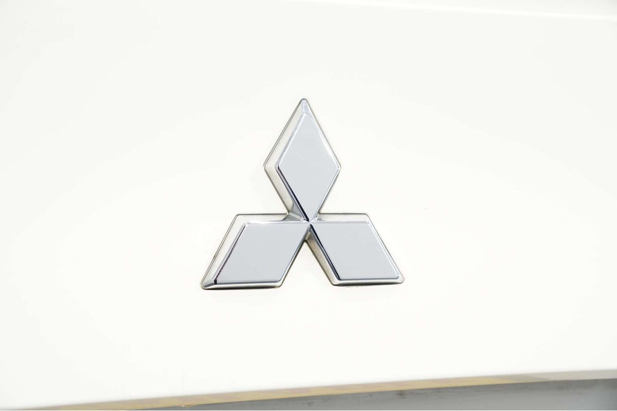 2022 Mitsubishi Outlander ES ZM