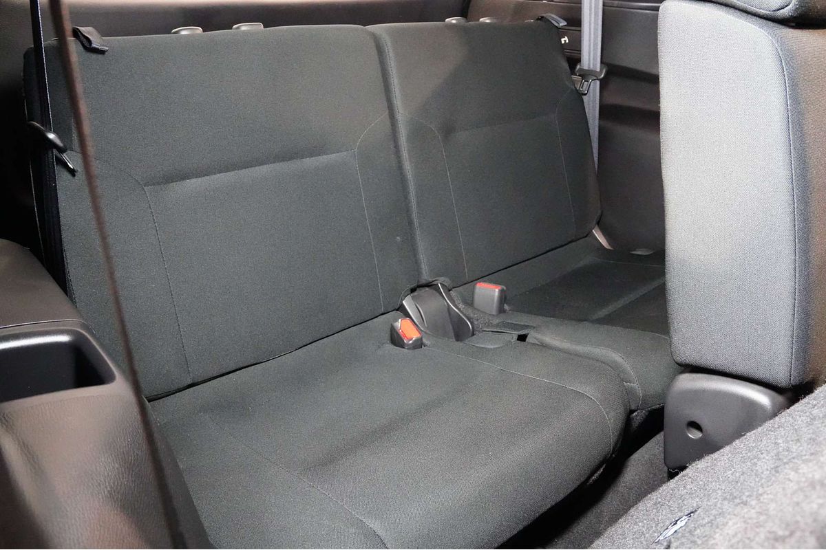 2022 Mitsubishi Outlander ES ZM