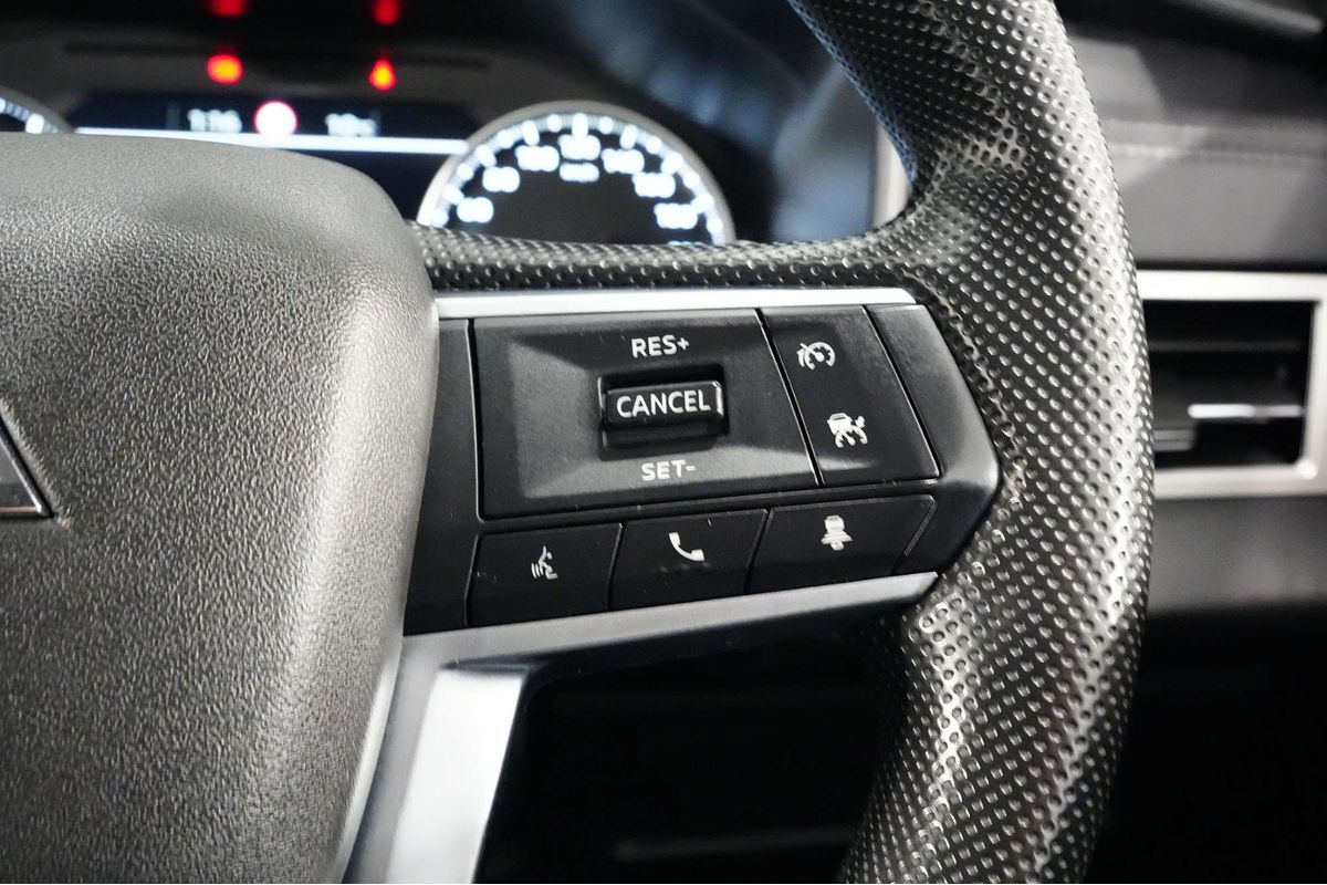 2022 Mitsubishi Outlander ES ZM
