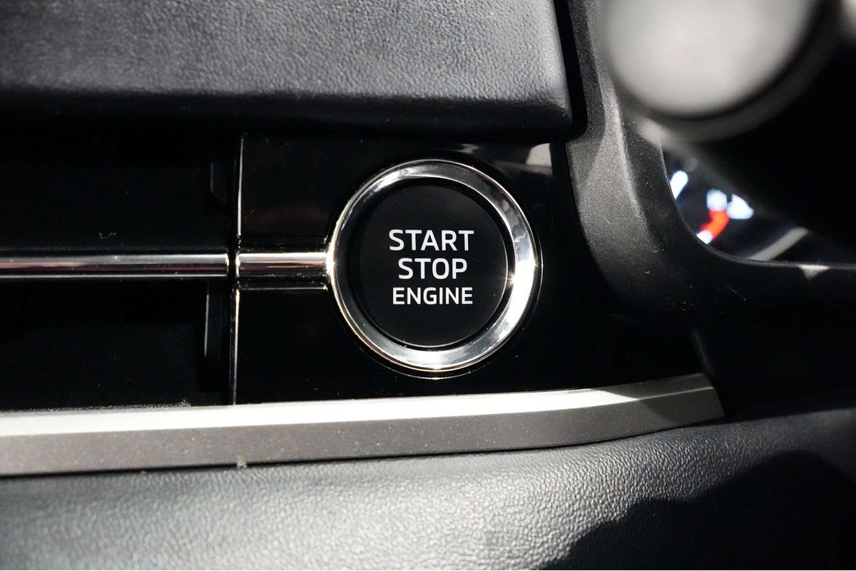 2022 Mitsubishi Outlander ES ZM