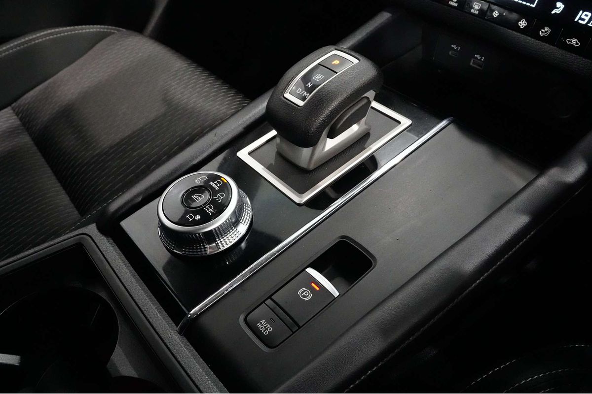 2022 Mitsubishi Outlander ES ZM