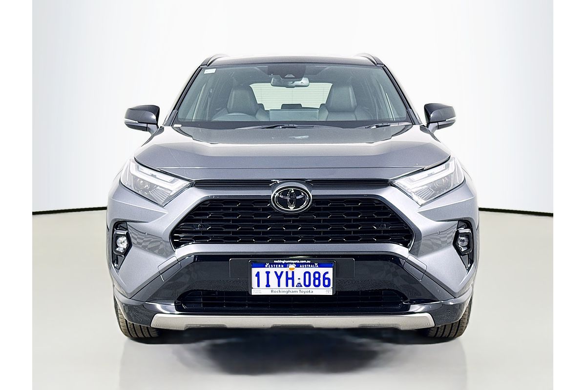 2025 Toyota RAV4 XSE AXAH54R
