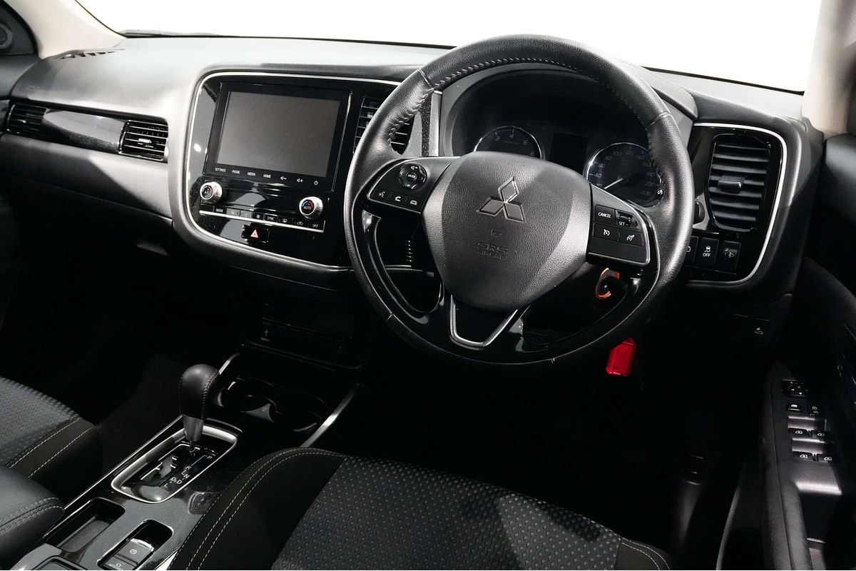 2020 Mitsubishi Outlander ES ZL