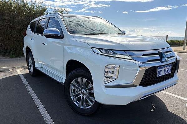2022 Mitsubishi Pajero Sport GLX QF