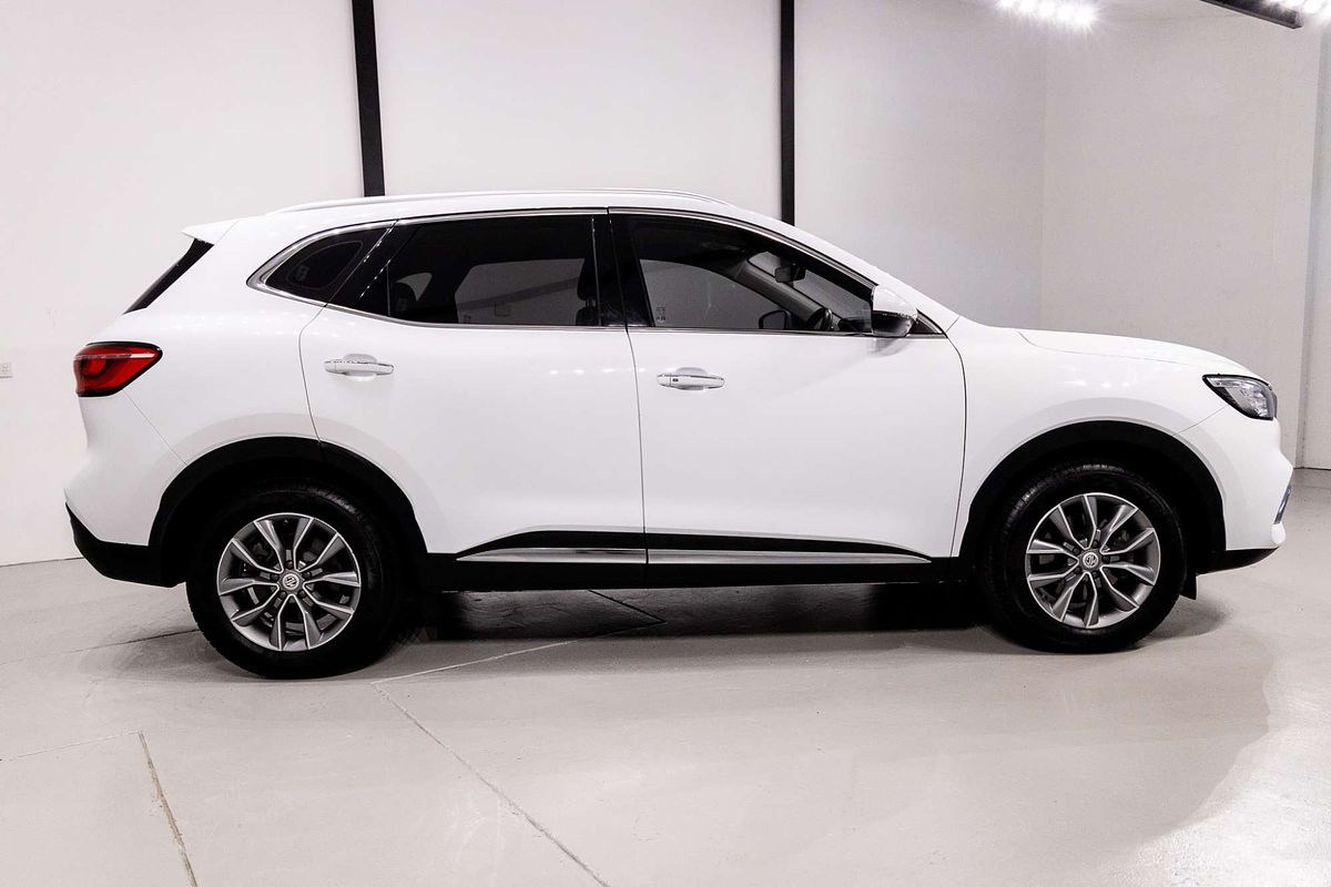 2022 MG HS Vibe SAS23