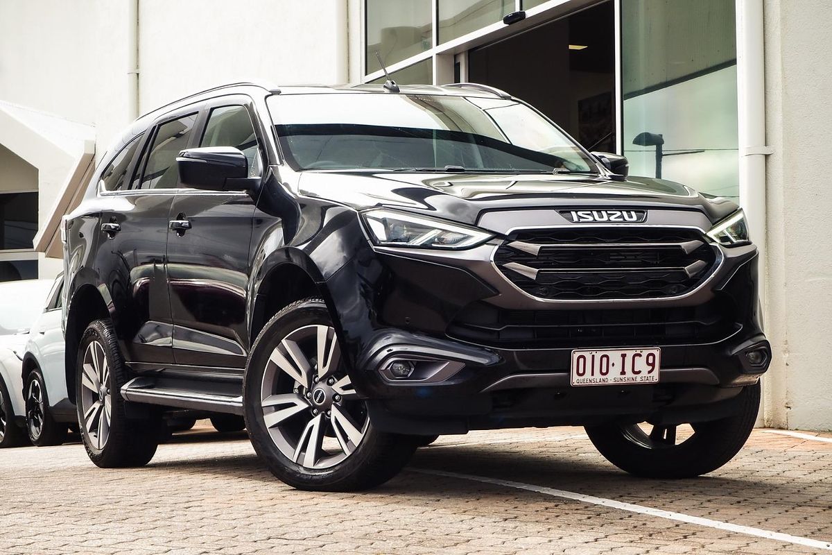 2023 Isuzu MU-X LS-T