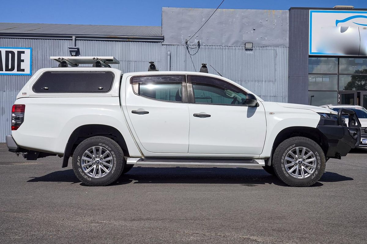 2019 Mitsubishi Triton GLX+ MR 4X4