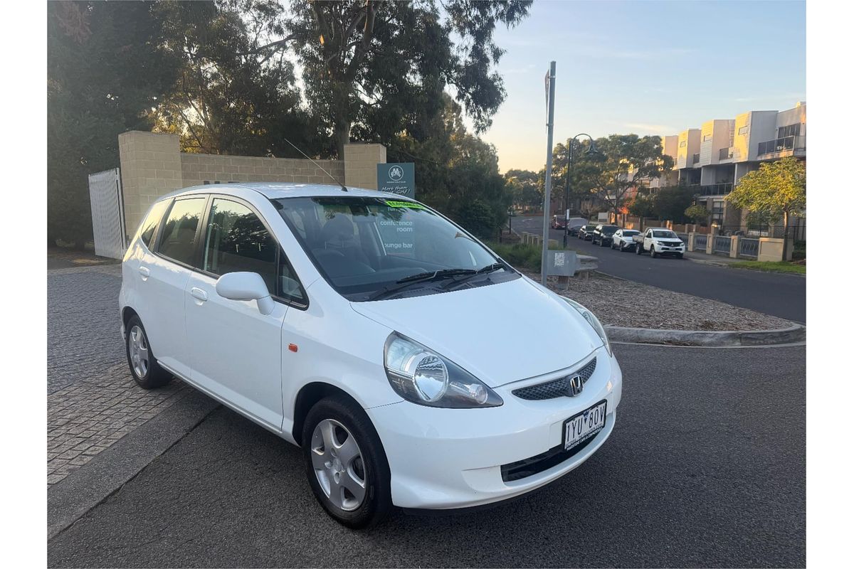 2005 Honda Jazz GLi UPGRADE
