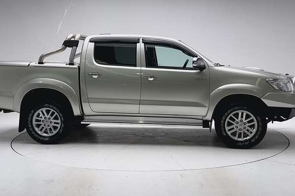 2012 Toyota Hilux SR5 KUN26R 4X4 thumb-8
