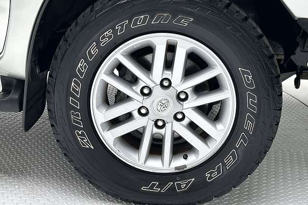 2012 Toyota Hilux SR5 KUN26R 4X4 thumb-9