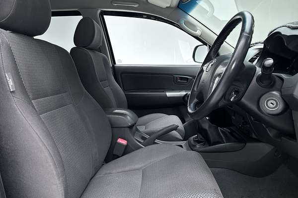 2012 Toyota Hilux SR5 KUN26R 4X4 thumb-12