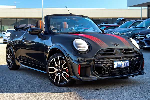 2025 MINI Cooper JCW Classic F67
