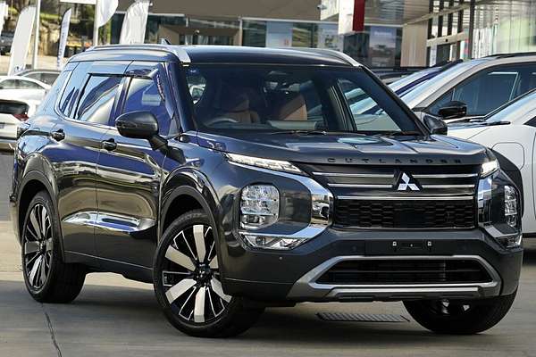 2025 Mitsubishi Outlander Exceed Tourer ZM