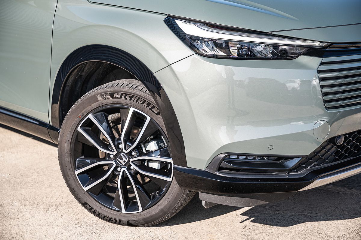 2024 Honda HR-V e:HEV L