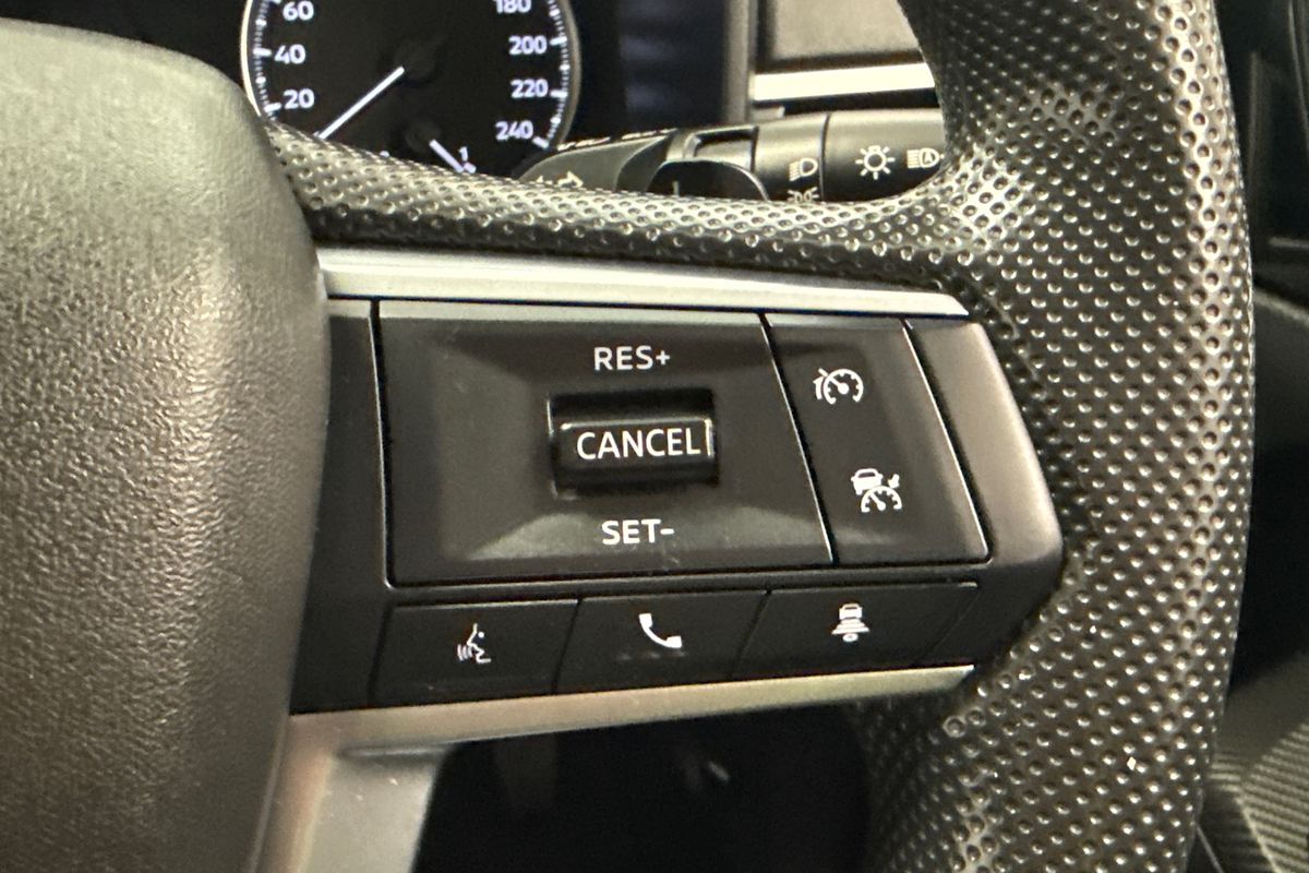 2023 Mitsubishi Outlander ES ZM