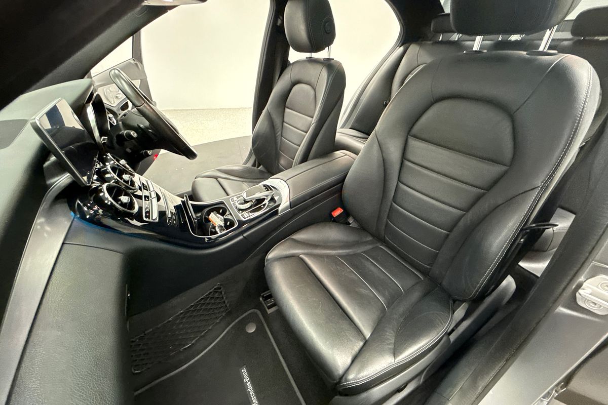 2015 Mercedes-Benz Unknown