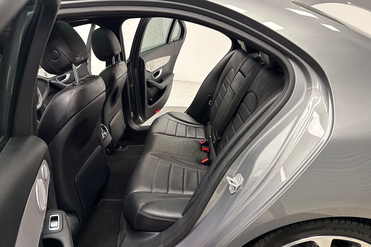 2015 Mercedes-Benz Unknown