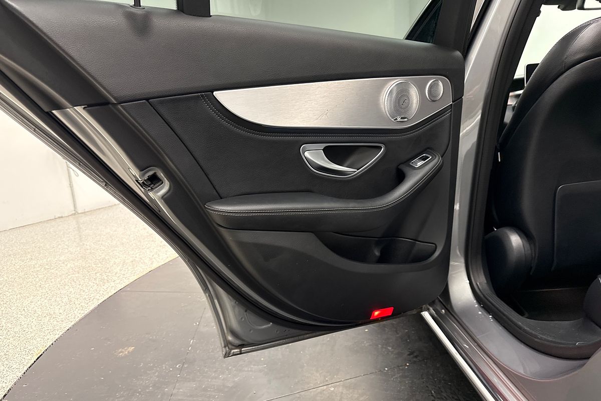 2015 Mercedes-Benz Unknown