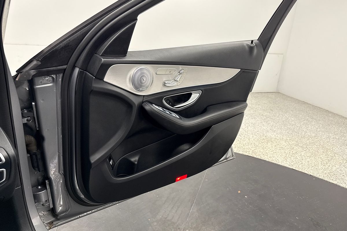 2015 Mercedes-Benz Unknown
