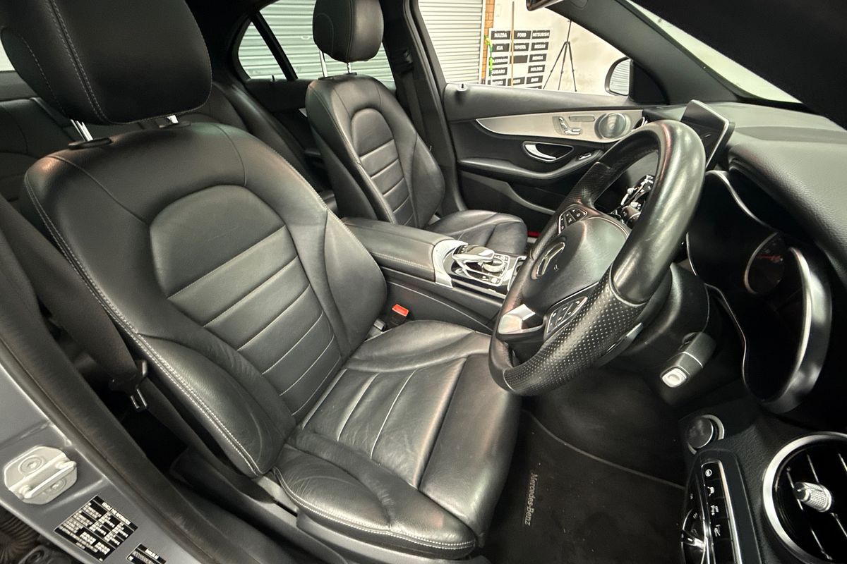 2015 Mercedes-Benz Unknown
