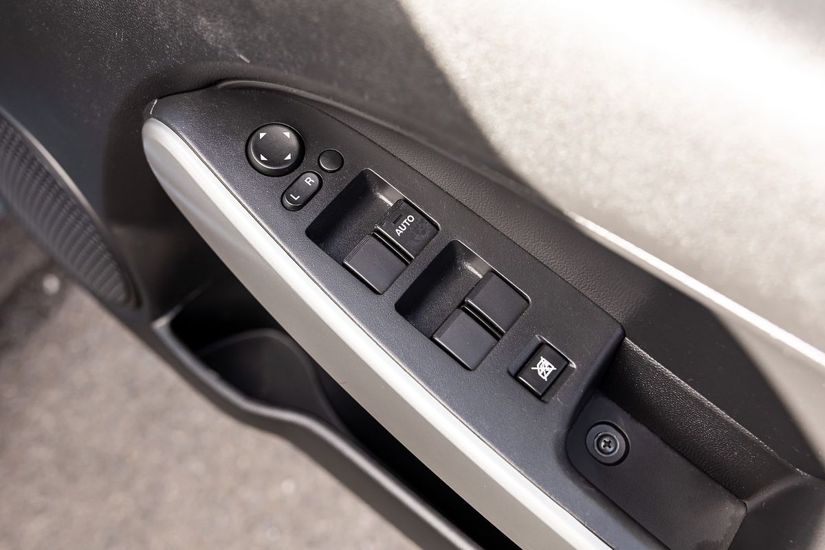 2014 Mazda 2 Neo Sport DE Series 2