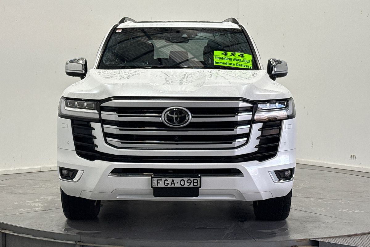 2023 Toyota Landcruiser Sahara ZX FJA300R