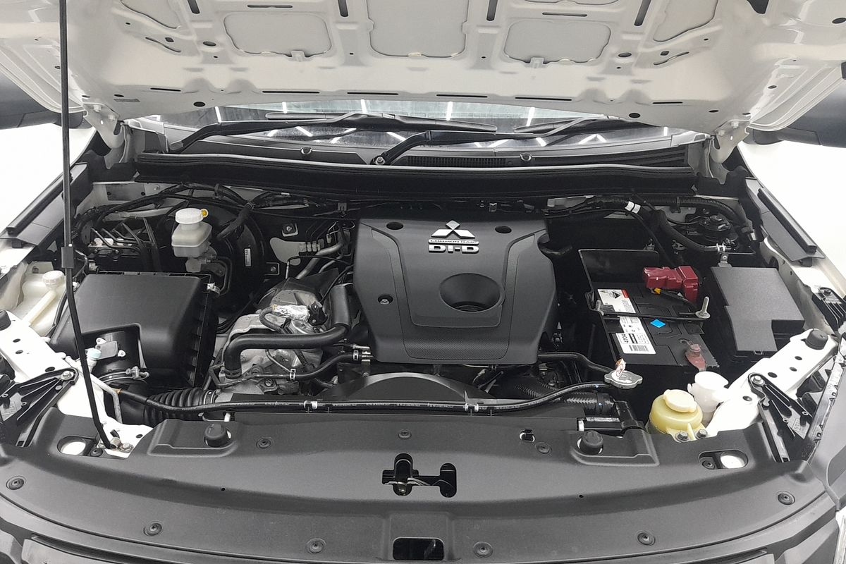 2020 Mitsubishi Triton GLX MR 4X4