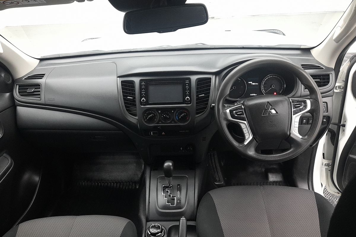 2020 Mitsubishi Triton GLX MR 4X4
