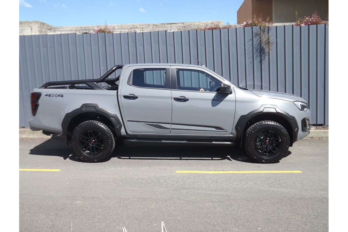 2026 Isuzu D-MAX BLADE 4X4
