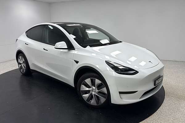 2023 Tesla Model Y Rear-Wheel Drive