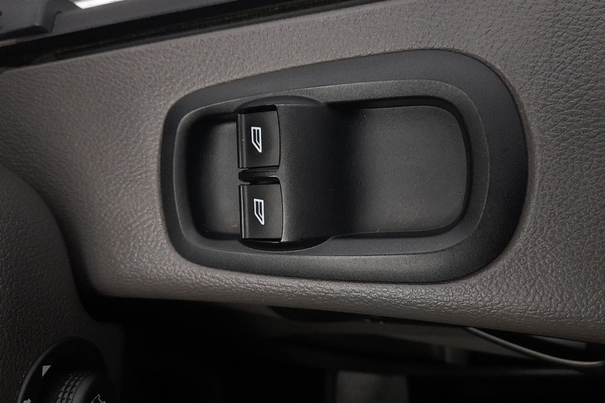 2021 Ford Transit 470E VO High Roof