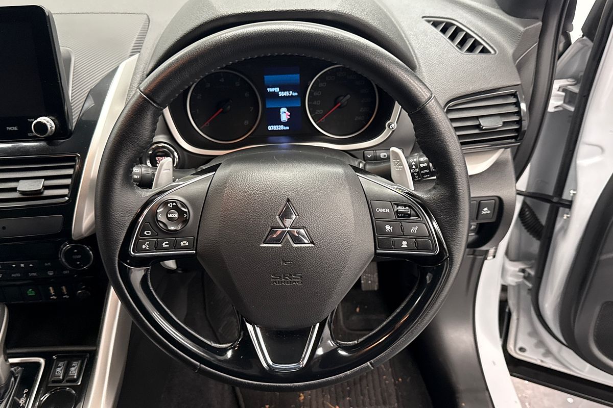 2021 Mitsubishi YB