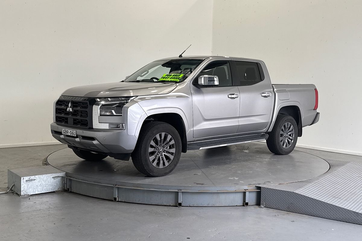 2025 Mitsubishi Triton GLS MV 4X4