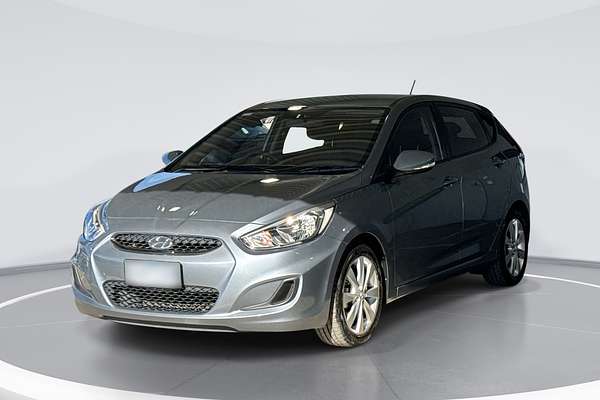 2019 Hyundai Accent Sport RB6