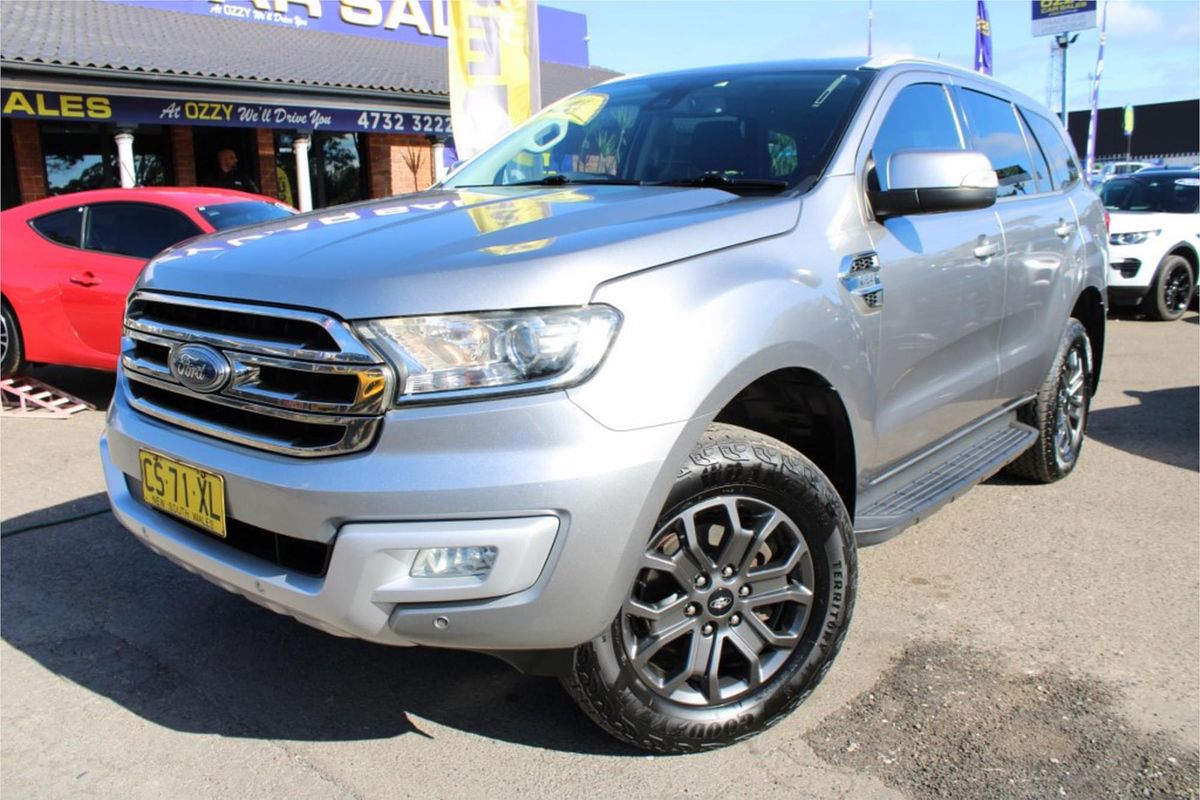 2015 Ford Everest TREND UA