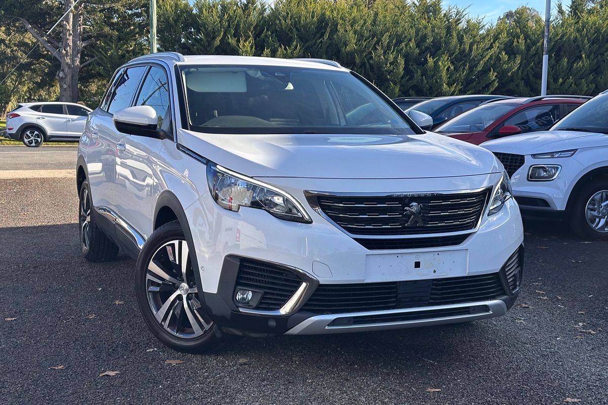 2017 Peugeot 5008 Allure P87