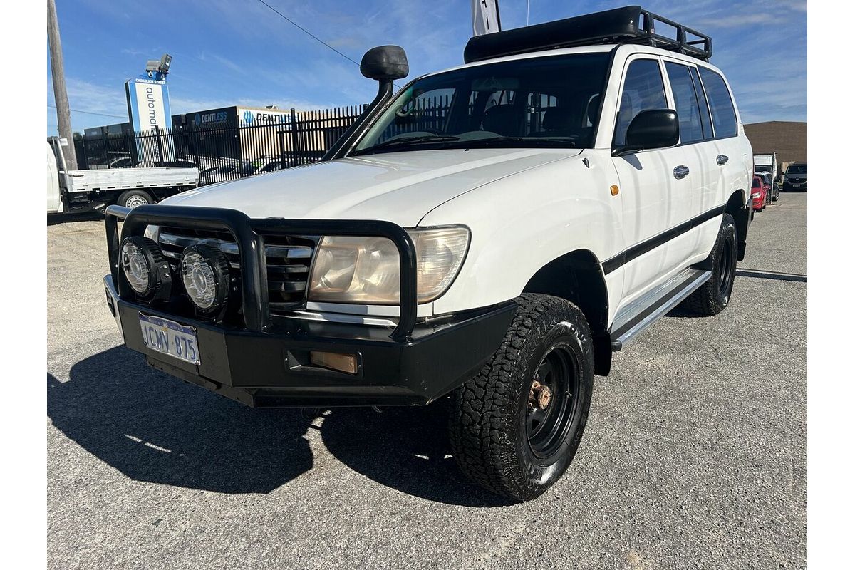 2006 Toyota Landcruiser (4x4) HZJ105R Upgrade