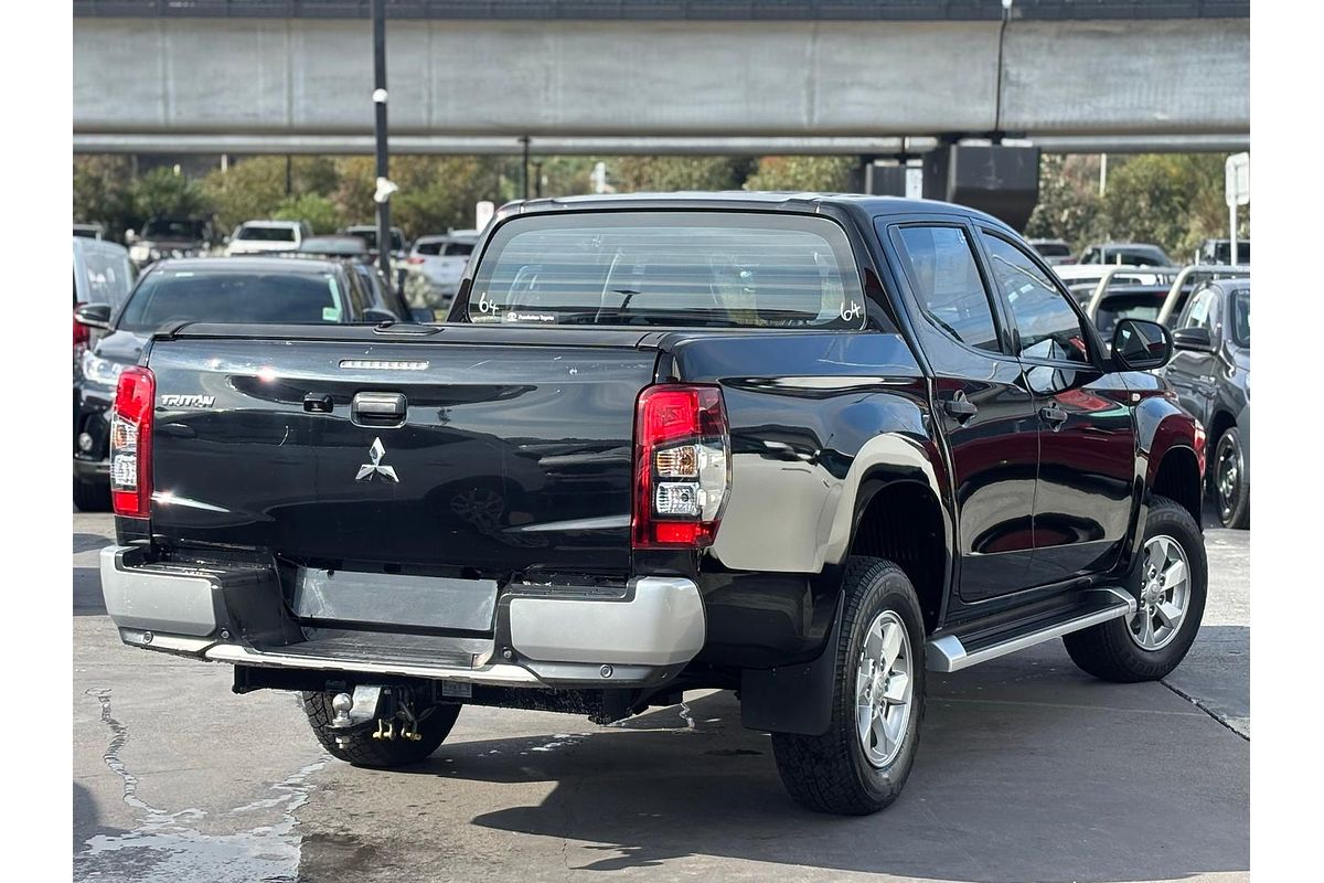 2022 Mitsubishi Triton GLX+ MR 4X4