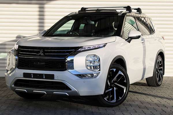 2023 Mitsubishi Outlander Exceed Tourer ZM