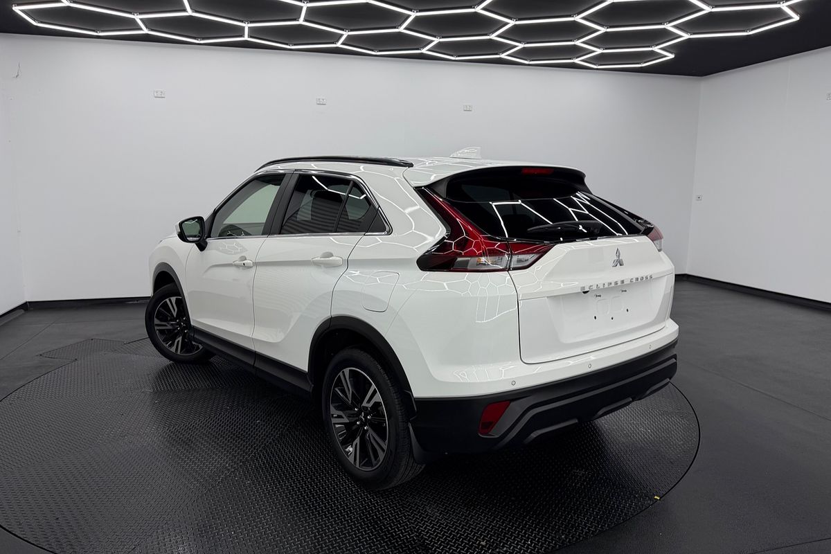 2022 Mitsubishi Eclipse Cross LS YB