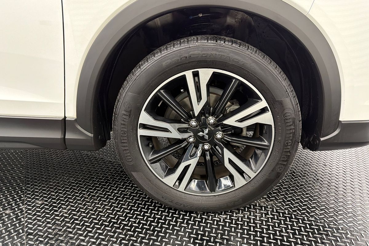 2022 Mitsubishi Eclipse Cross LS YB