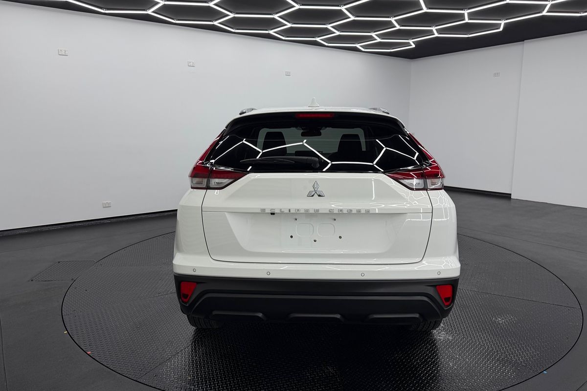 2022 Mitsubishi Eclipse Cross LS YB