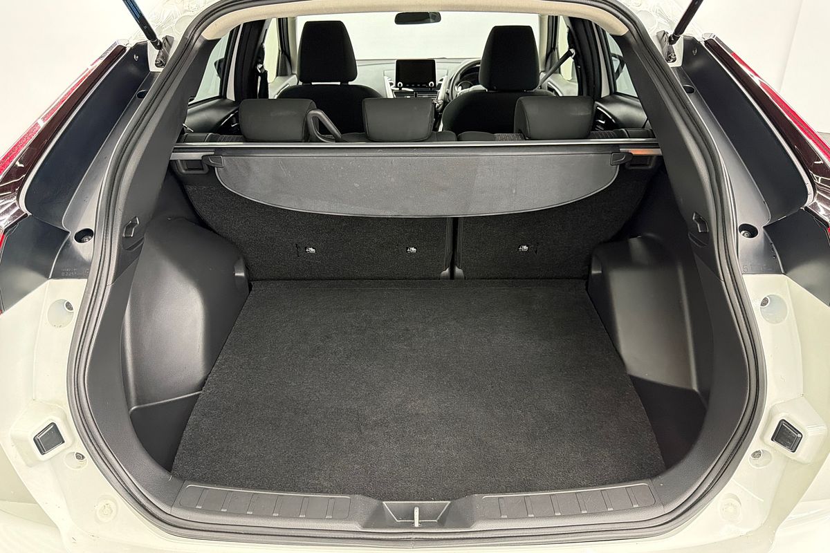 2022 Mitsubishi Eclipse Cross LS YB