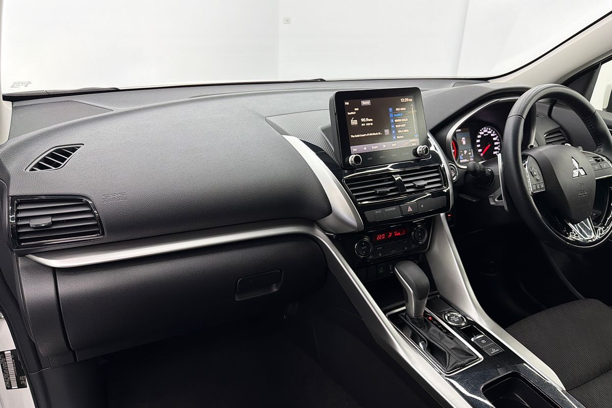 2022 Mitsubishi Eclipse Cross LS YB
