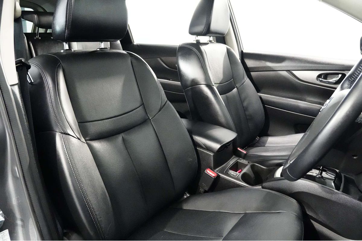 2014 Nissan X-TRAIL ST-L T32
