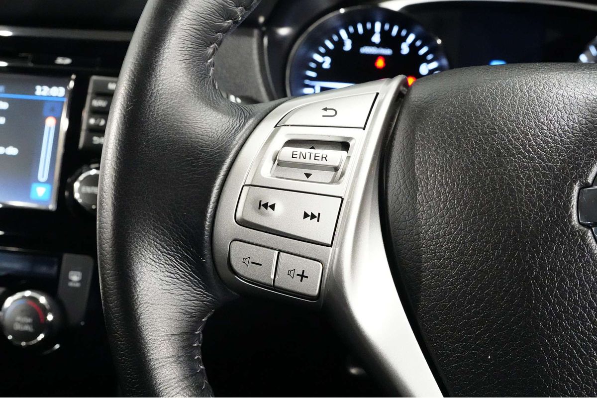 2014 Nissan X-TRAIL ST-L T32