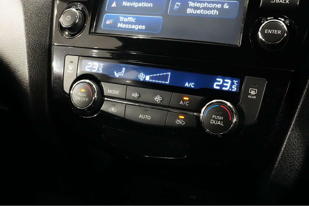2014 Nissan X-TRAIL ST-L T32
